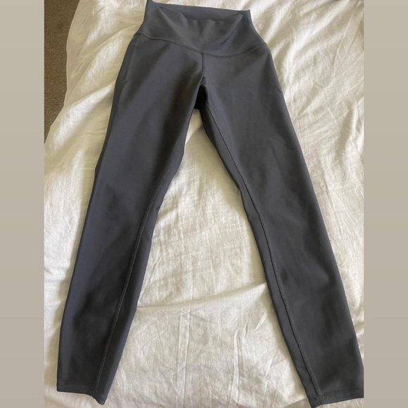 ALO YOGA 7/8 Airlift Leggings Anthracite Gray Size XS - Picture 2 of 3